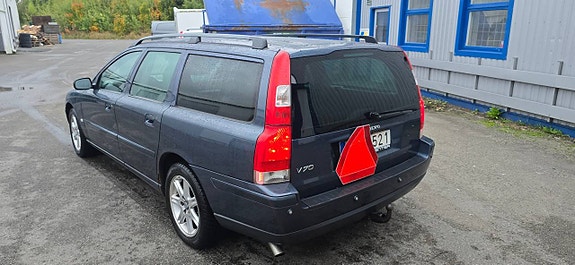 Volvo V70 5 of 8