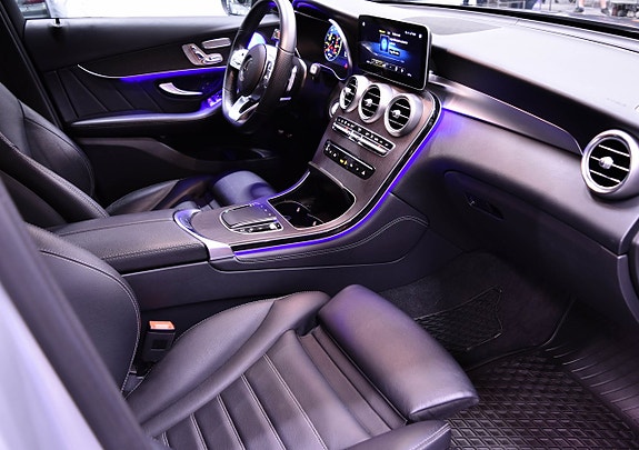 Mercedes-Benz GLC300 d 21 of 26