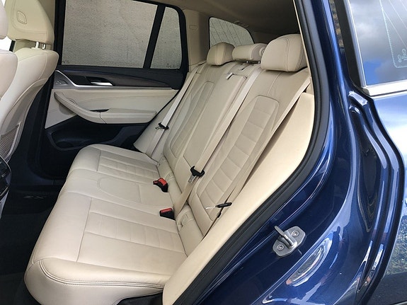 BMW X3 6 of 12