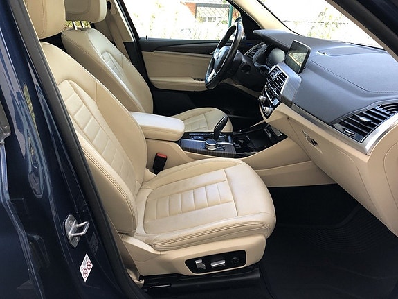 BMW X3 7 of 12