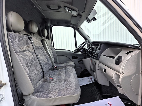 Renault Master 19 of 19