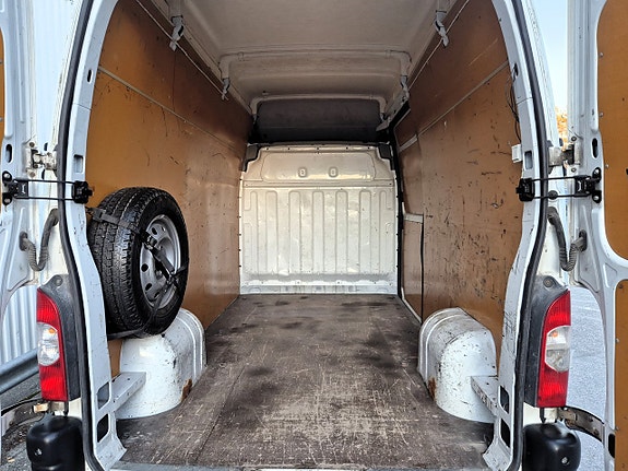 Renault Master 9 of 19