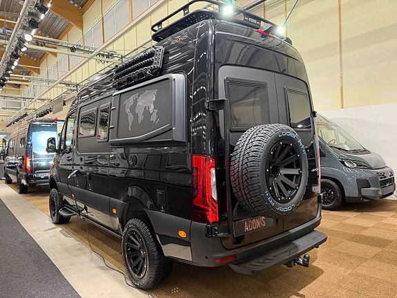 Robeta Adonis Mercedes 4x4 Off Road! 190HK AUT! 500AH litium! Inverter! Clesana toa! Gasdriven induktionshäll! Vinteranp 18 of 18