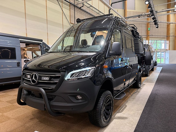 Robeta Adonis Mercedes 4x4 Off Road! 190HK AUT! 500AH litium! Inverter! Clesana toa! Gasdriven induktionshäll! Vinteranp 14 of 18