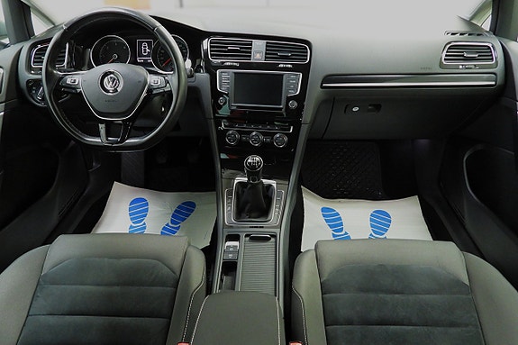 Volkswagen Golf I 19 of 23