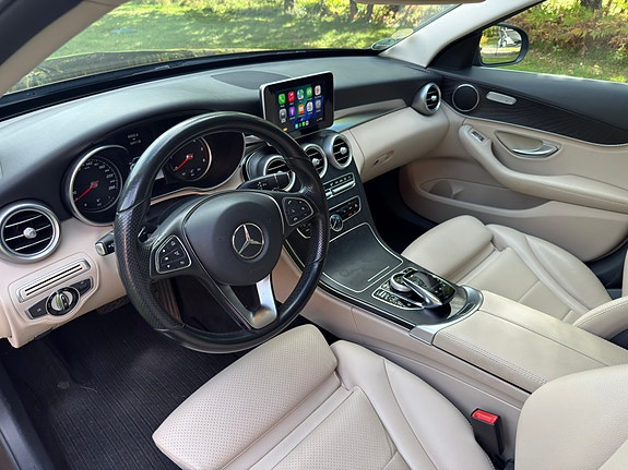 Mercedes-Benz C220 10 of 20