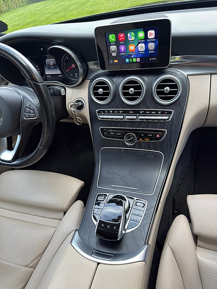 Mercedes-Benz C220 12 of 20