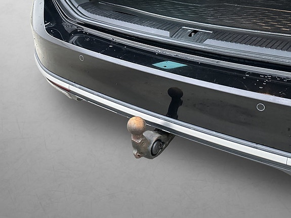 Volkswagen Passat Alltrack 12 of 30
