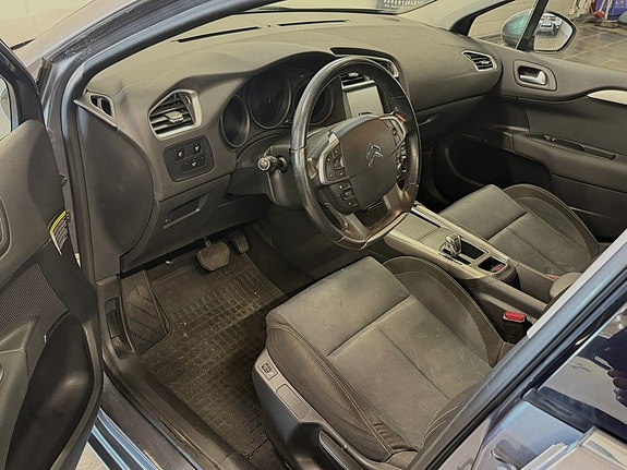 Citroen C4 13 of 17