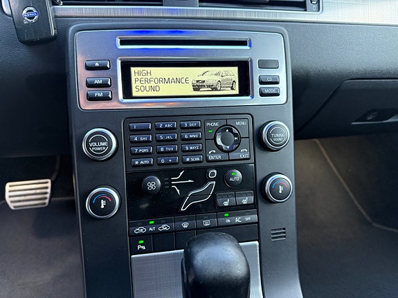 VOLVO V70 2.5FT ETHANOL 231 ch GEARTRONIC BVA R-DESIGN - ATTELAGE - 238000 km