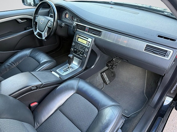 VOLVO V70 2.5FT ETHANOL 231 ch GEARTRONIC BVA R-DESIGN - ATTELAGE - 238000 km