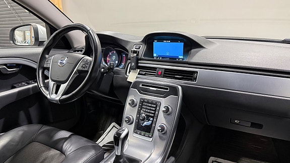 Volvo V70 10 of 18