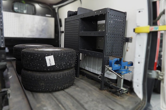 Ford Transit Custom 12 of 30