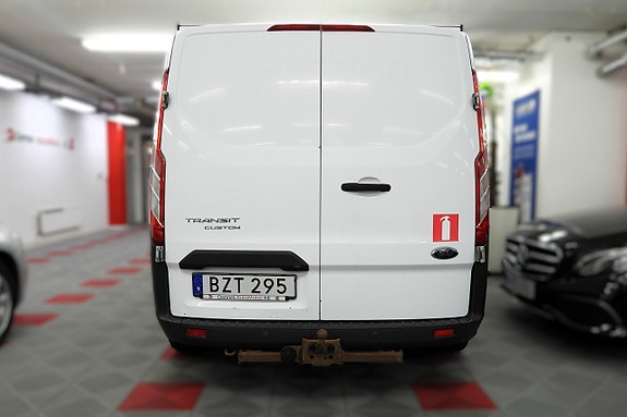 Ford Transit Custom 8 of 30
