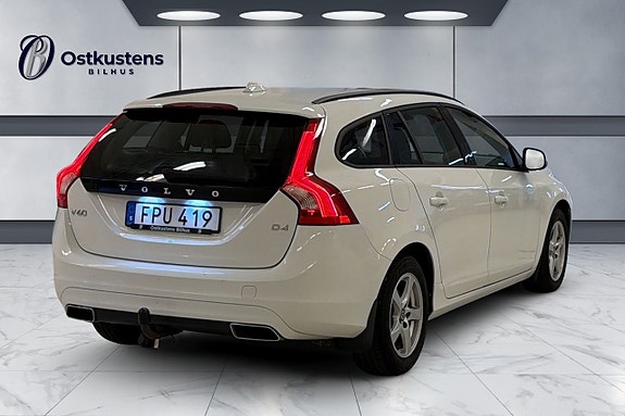 Volvo V60 9 of 11