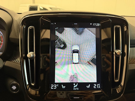 Volvo XC40 20 of 30