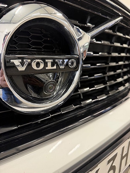 Volvo XC40 10 of 30