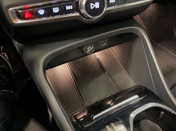 Volvo XC40 21 of 30