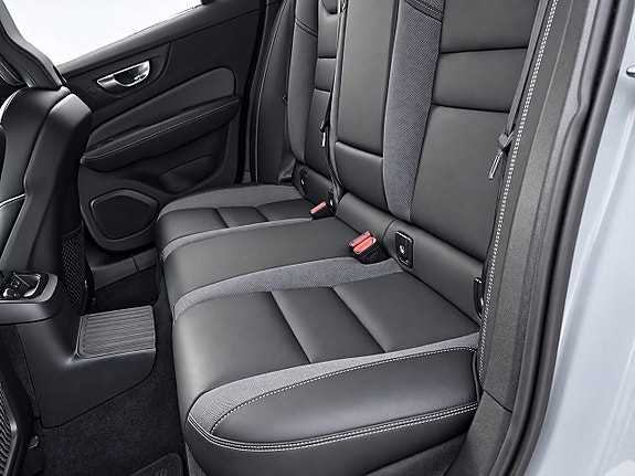 Volvo V60 14 of 21