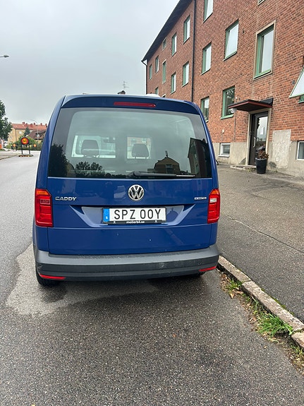 Volkswagen Caddy 2 of 7