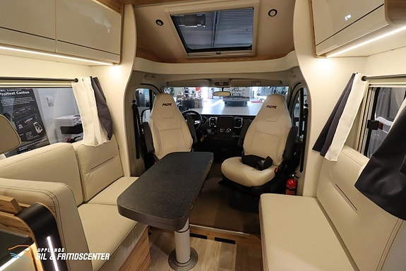 Pilote P740FGJ 14 of 15