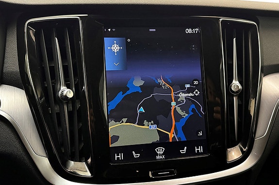 Volvo V60 Cross Country 22 of 30
