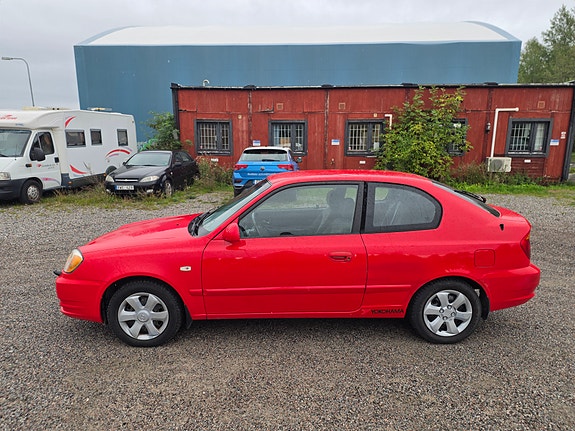 Hyundai Accent 4 of 8