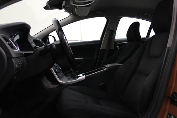 Volvo S60 11 of 18