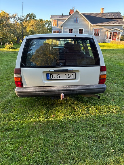 Volvo 740 3 of 6