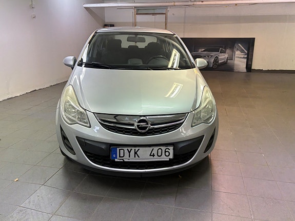 Opel Corsa 8 of 16