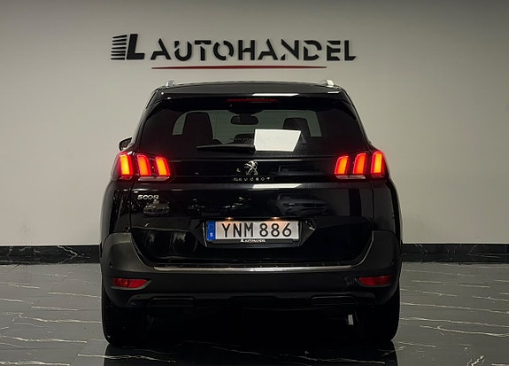 Peugeot 5008 5 of 26