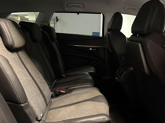 Peugeot 5008 21 of 26