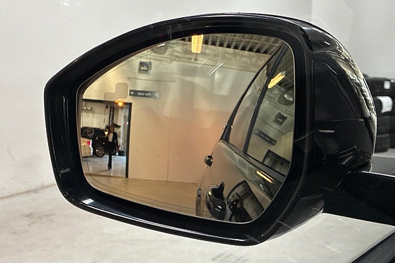 Land Rover Discovery Sport 28 of 29