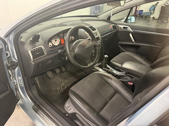 Peugeot 407 14 of 19
