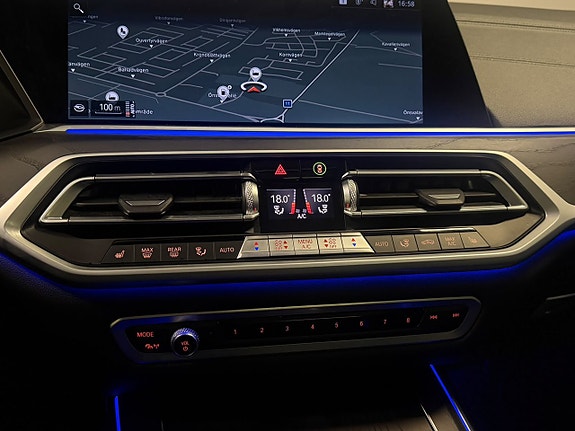 BMW X7 24 of 30