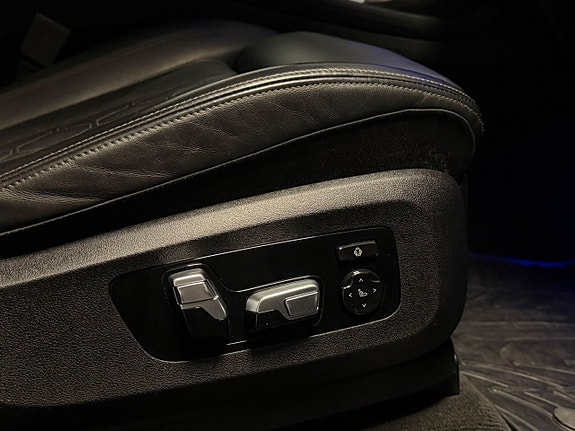 BMW X7 18 of 30