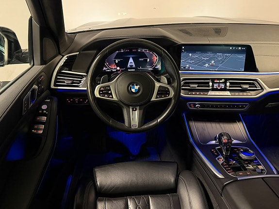 BMW X7 15 of 30