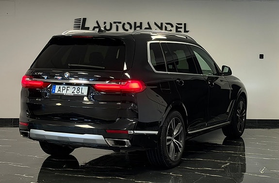 BMW X7 6 of 30