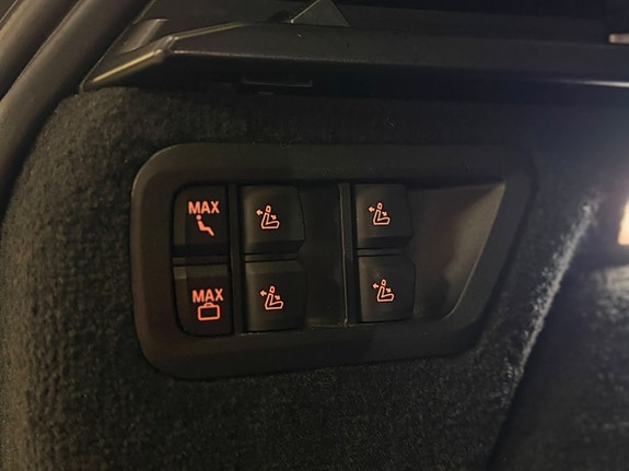 BMW X7 21 of 30