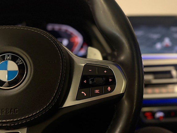 BMW X7 27 of 30