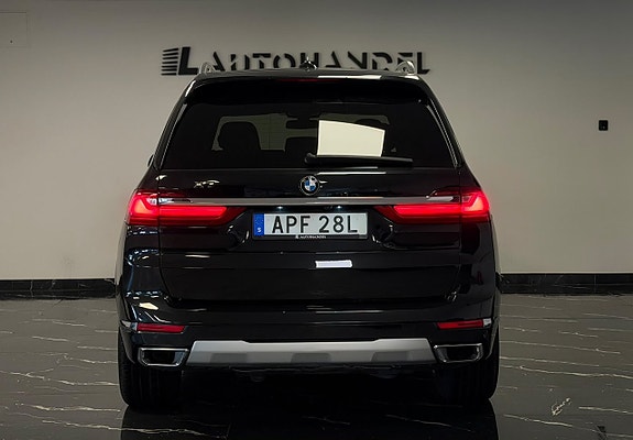 BMW X7 5 of 30