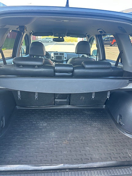 Toyota RAV4 9 of 11