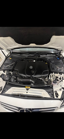 Mercedes-Benz C220 22 of 23