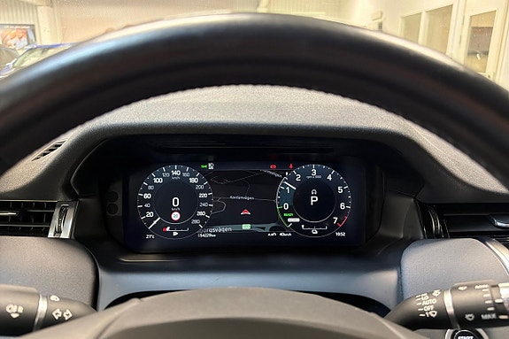 Land Rover Discovery Sport 17 of 30