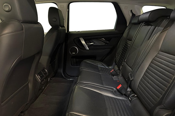 Land Rover Discovery Sport 14 of 30