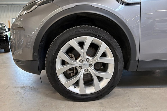 Land Rover Discovery Sport 11 of 30
