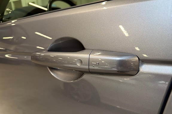 Land Rover Discovery Sport 30 of 30