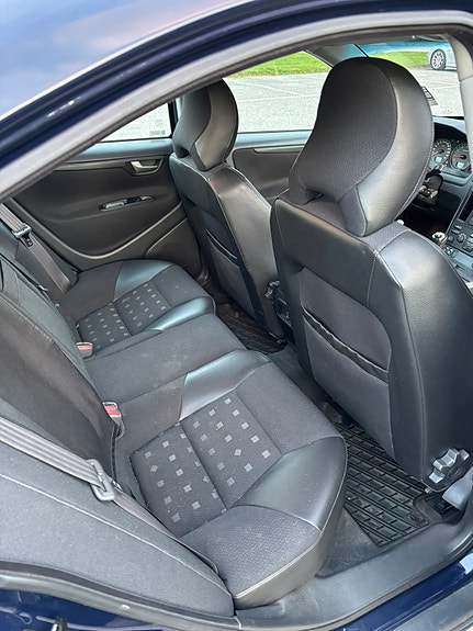 Volvo S60 9 of 11