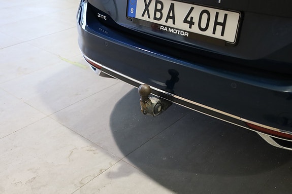 Volkswagen Passat 27 of 28