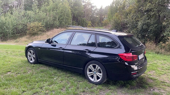 BMW 318d 3 of 11